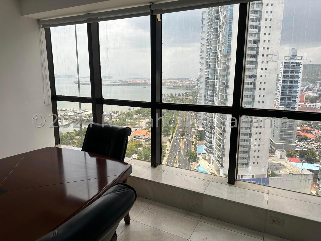 Beautiful office